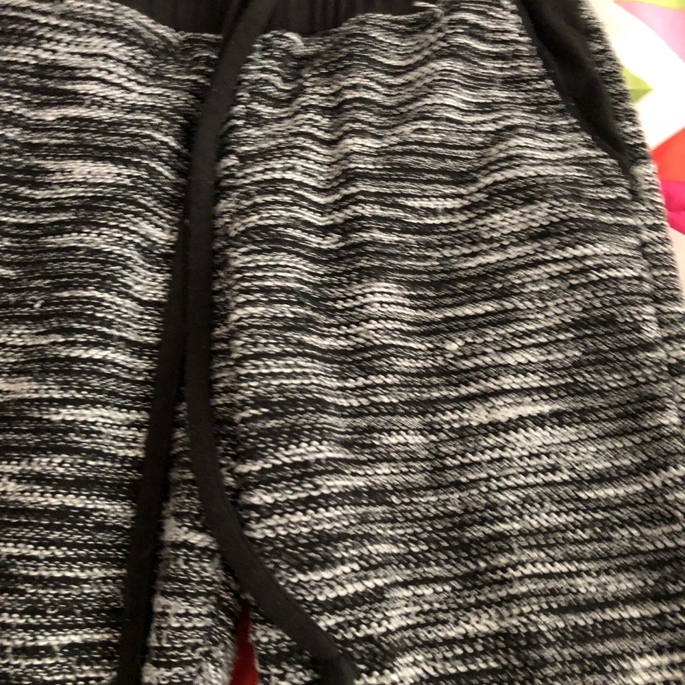 Sweatpants - Picture 2 of 4